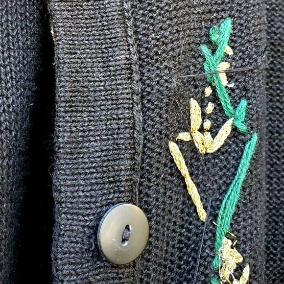 vintage Christmas Sweater 90s Beaded Xmas Stockings Black Cotton Ramie 10 12 - Picture 11 of 13